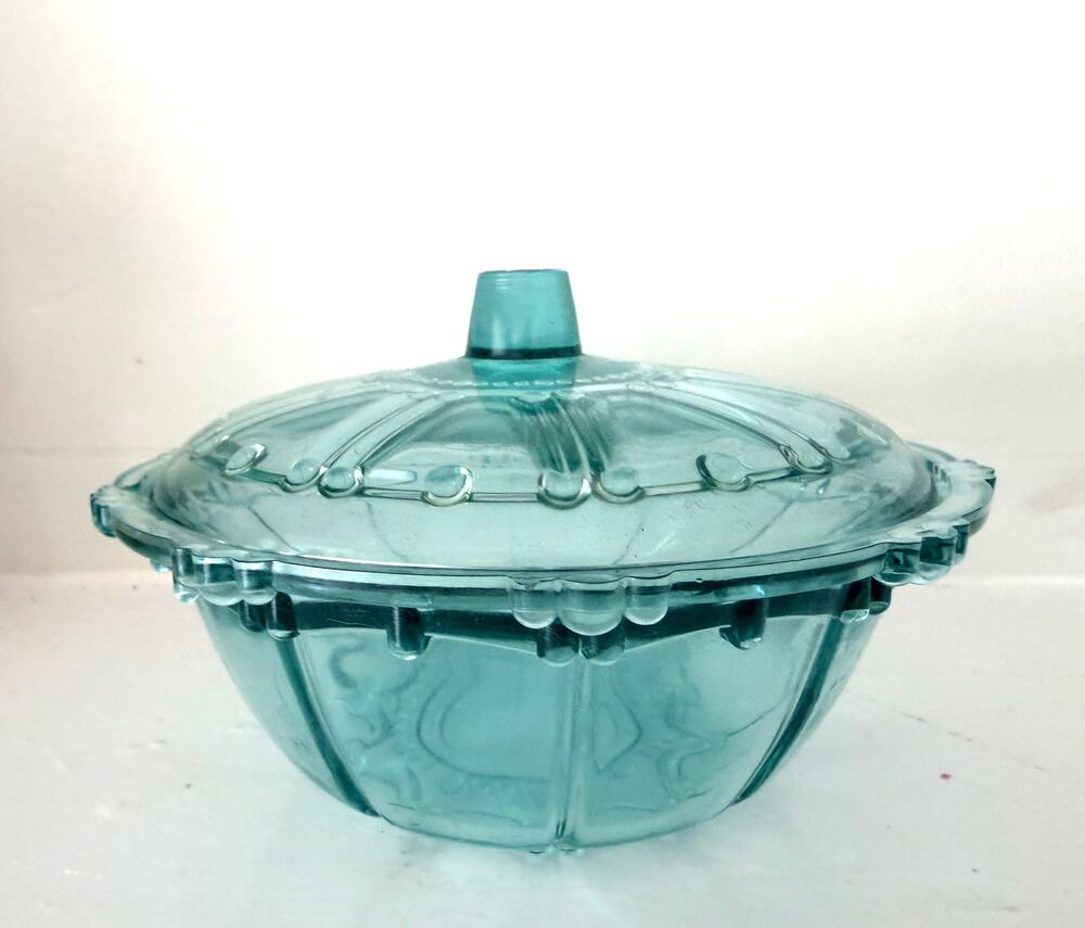 KIG Indonesia Oyster and Pearl Lidded Candy Dish Icy Aquamarine Blue Pressed